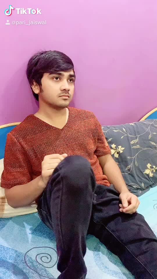 @iampari_jas
