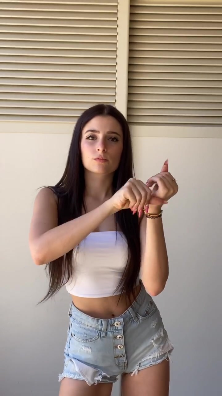 @👸🏽