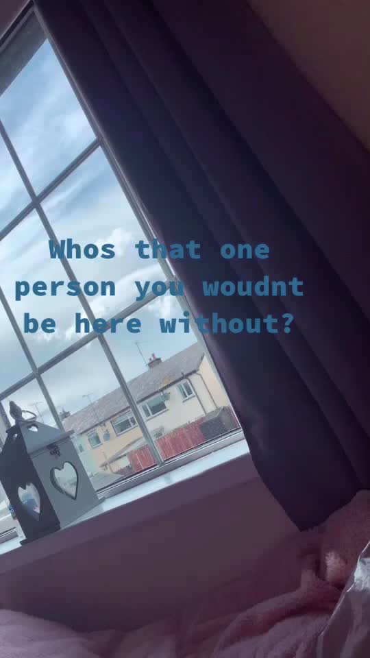 @🥲