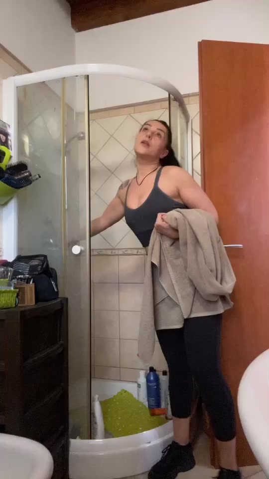 @Chic Valeria Rivano