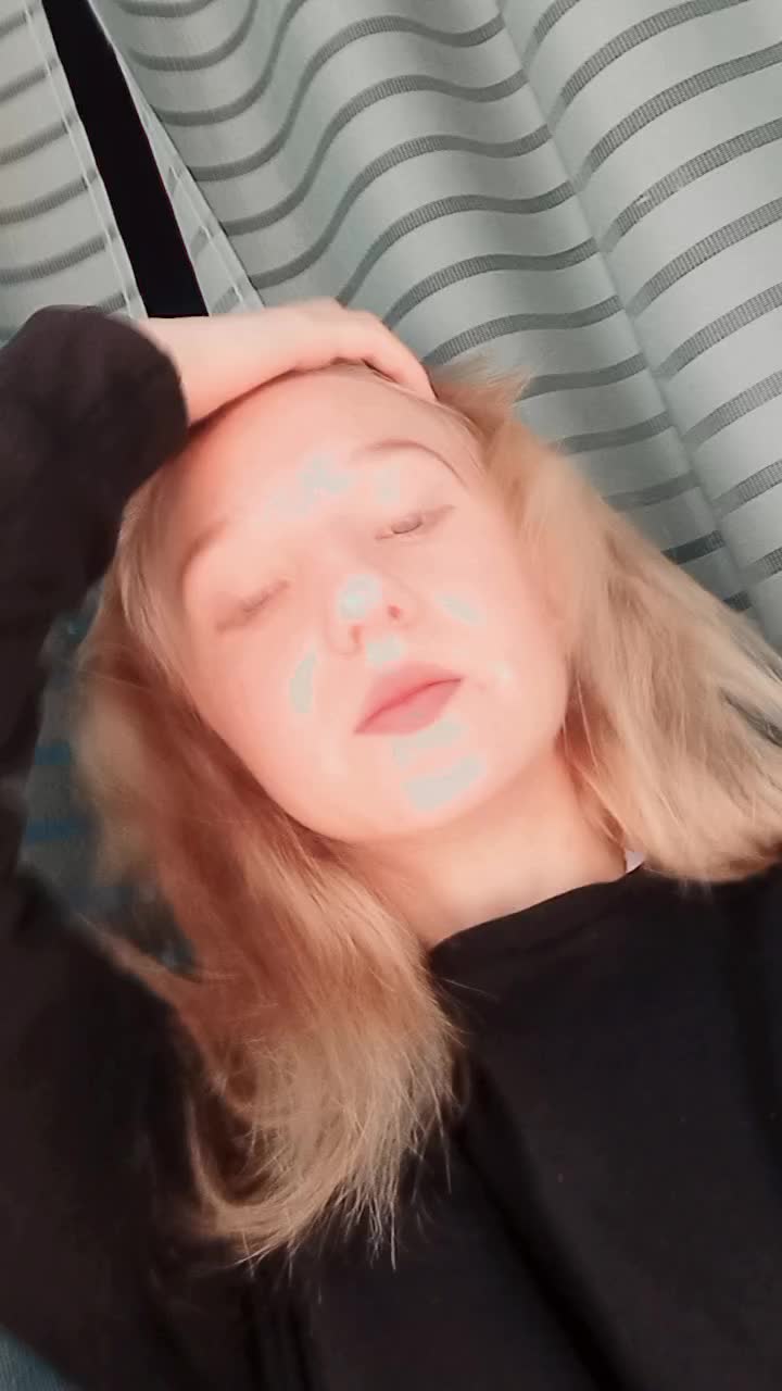 @viku_sik015