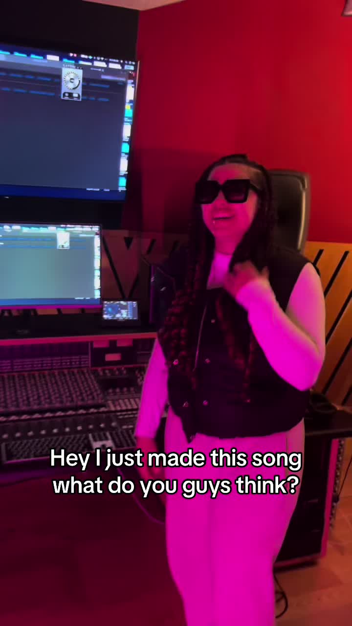 @Izzyhavana