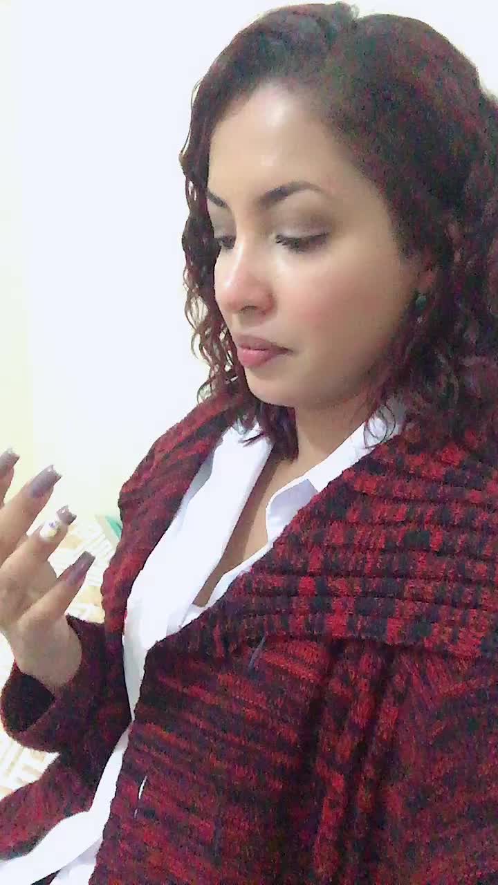 @Sabrinaevila