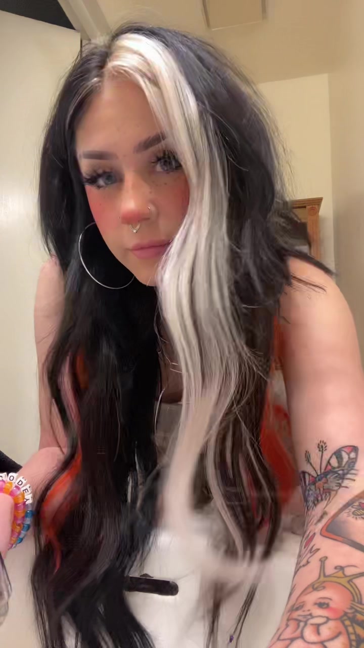 @KT 🤡