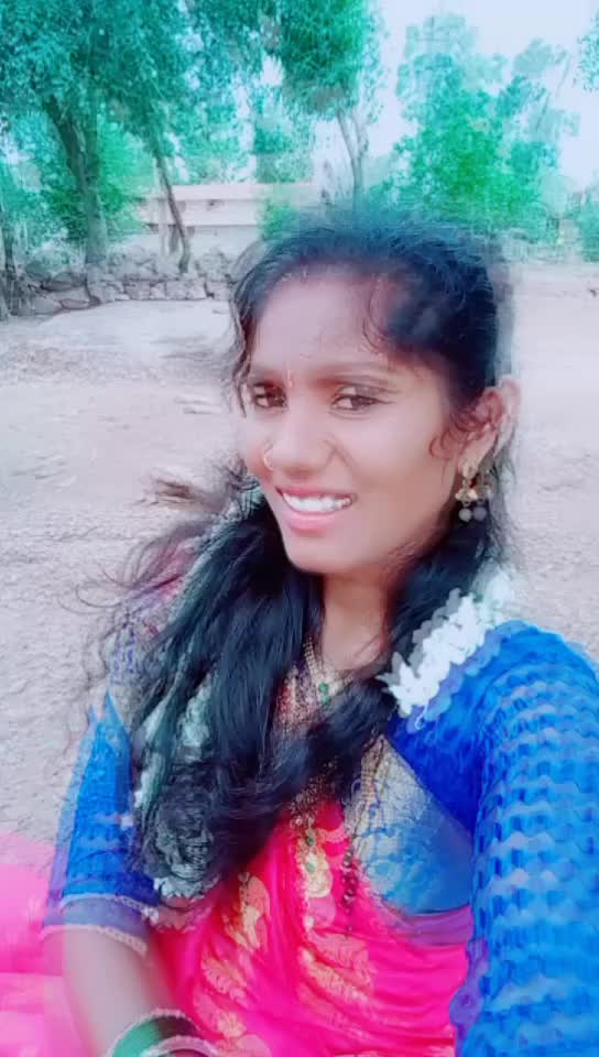 @Royal Queen Savita👸