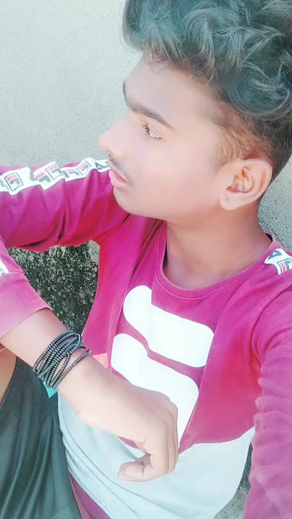 @sad boy pintu