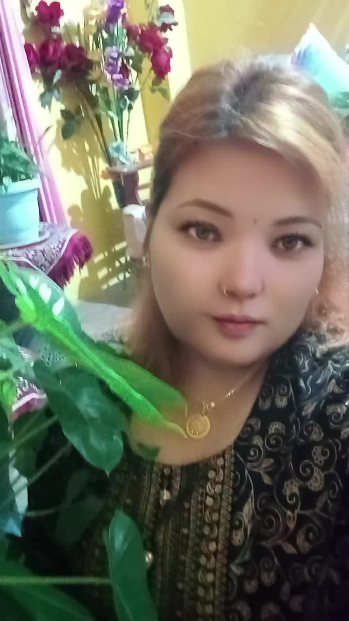 @💞Santi💞 Thapa 💞Rai💞