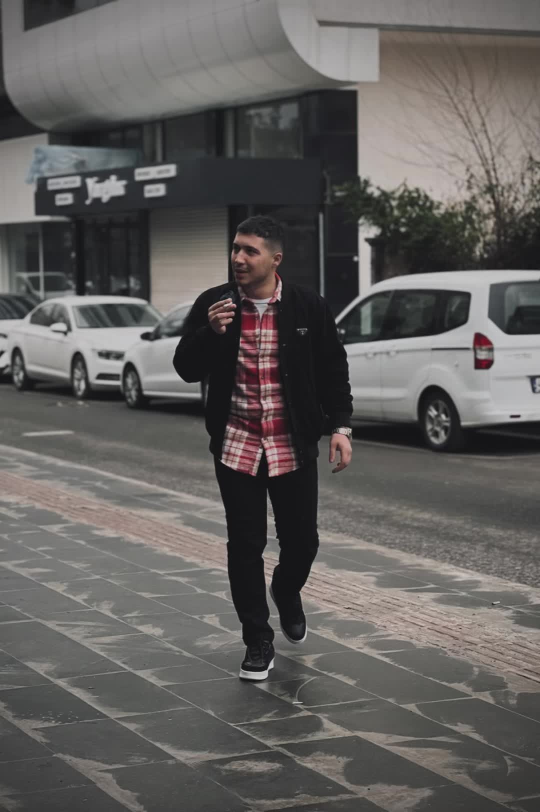 @Baversansi