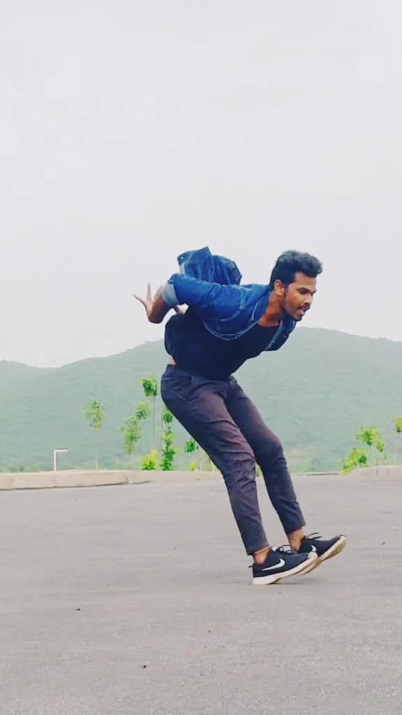 @😜 VENKY 😜