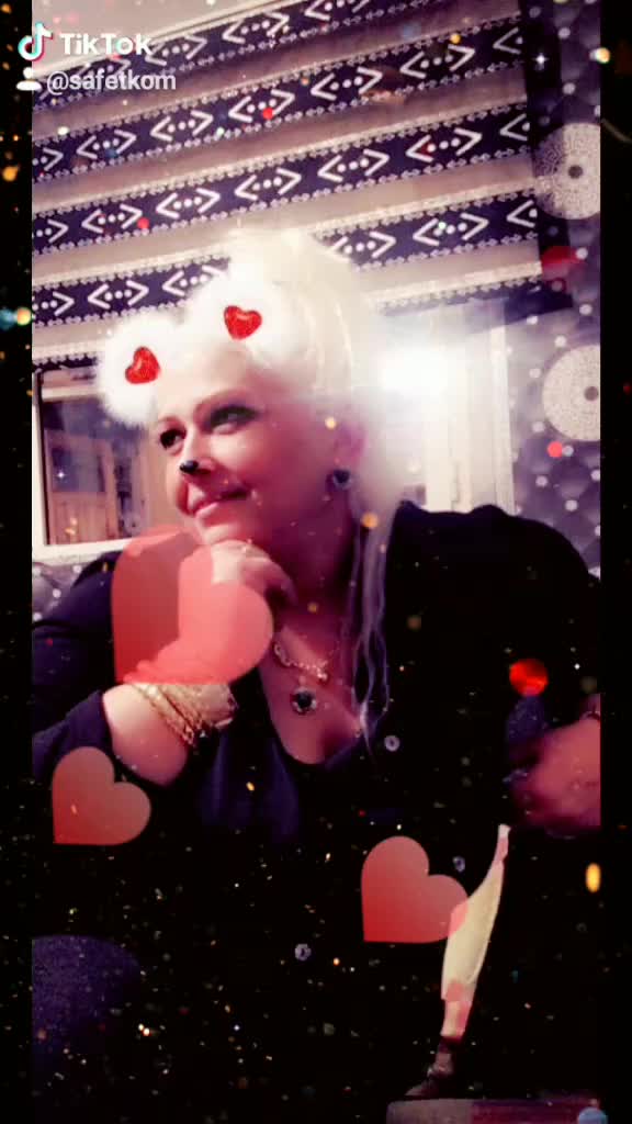 @😘Esen Yagmur😘