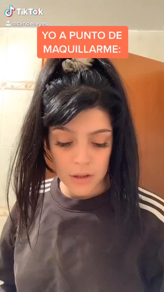 @María Candela