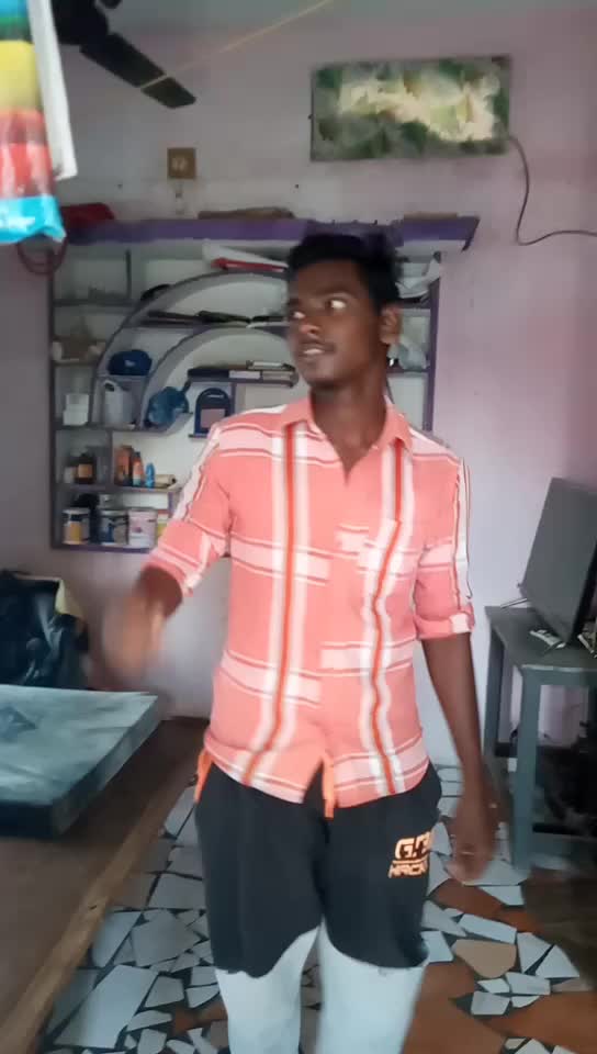 @user288621333122