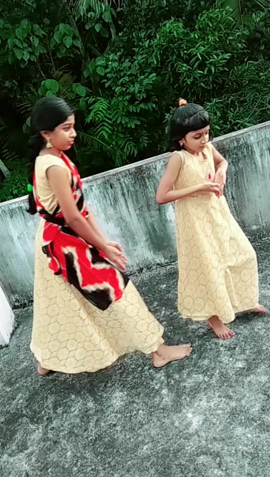 @neeru
