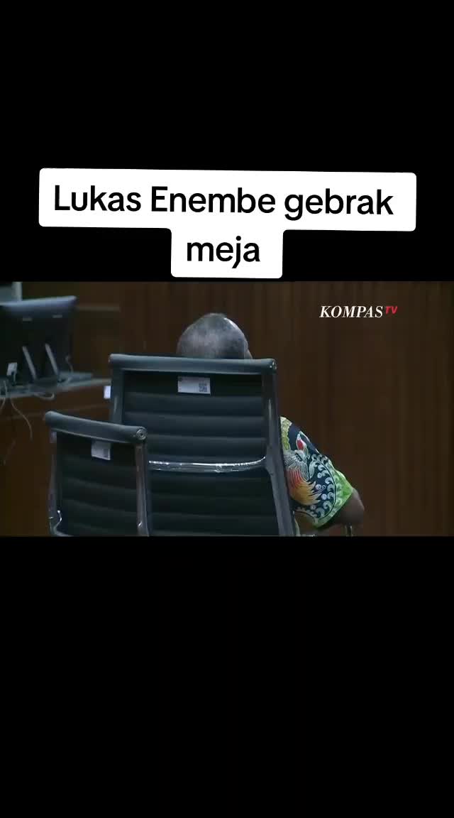 @🫂