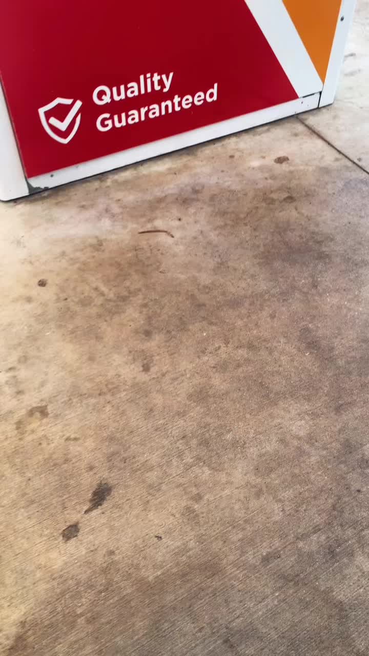 @momwifelife77