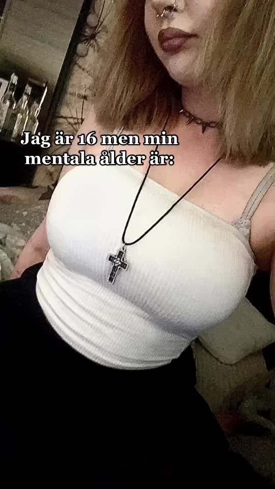 @Ewiee