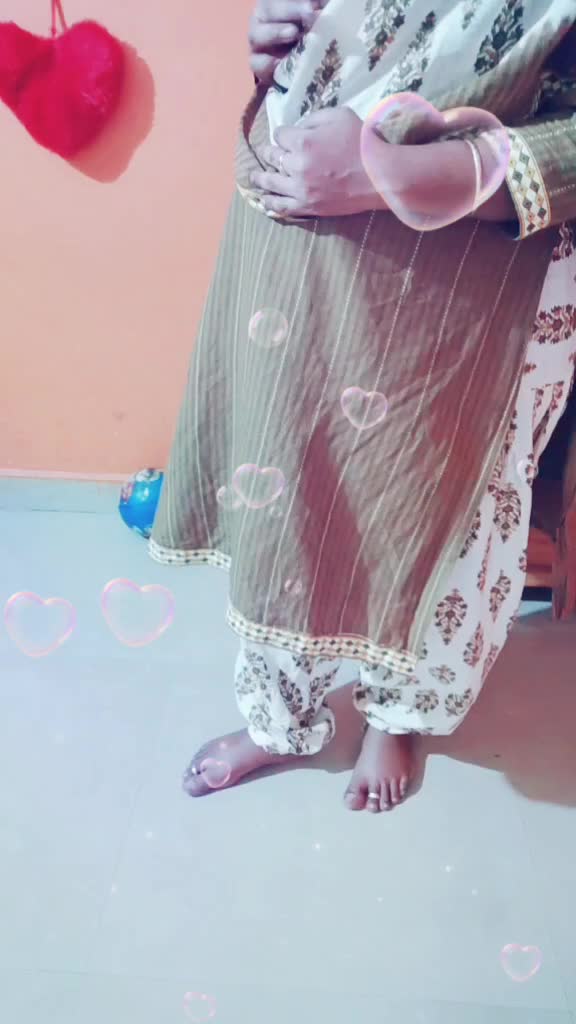 @Ronikittyhasini
