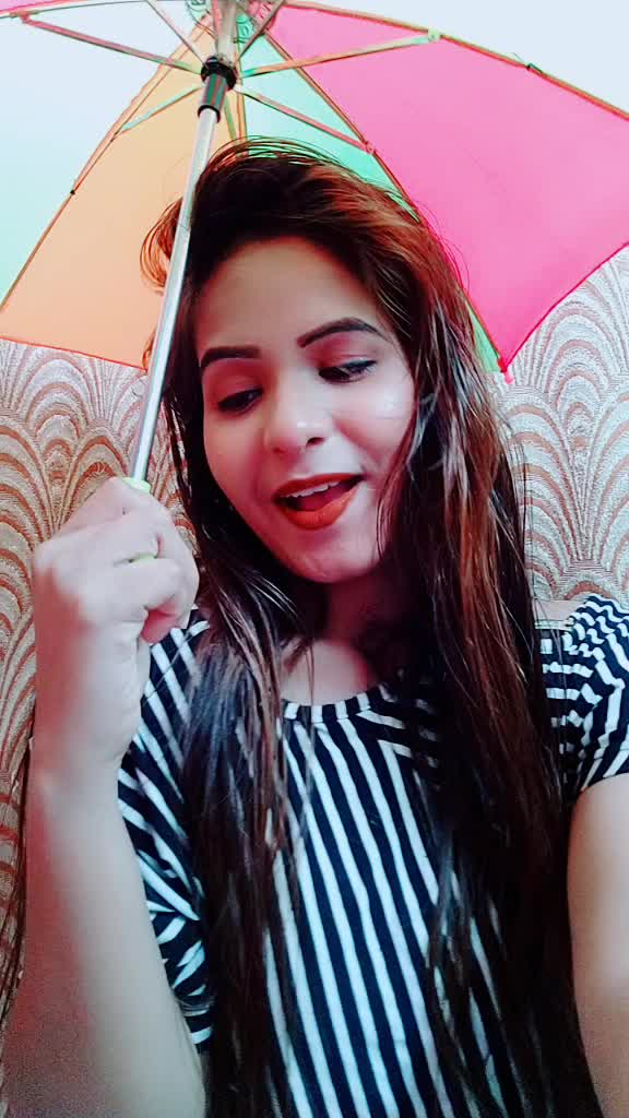 @Aysha Khan🍎