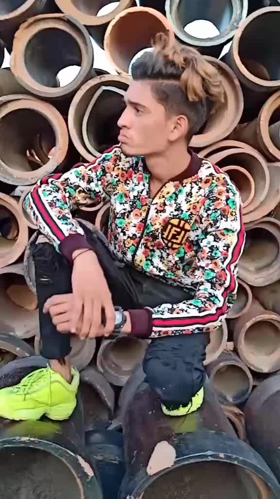 @🤴T E A M STYLO🤙 03