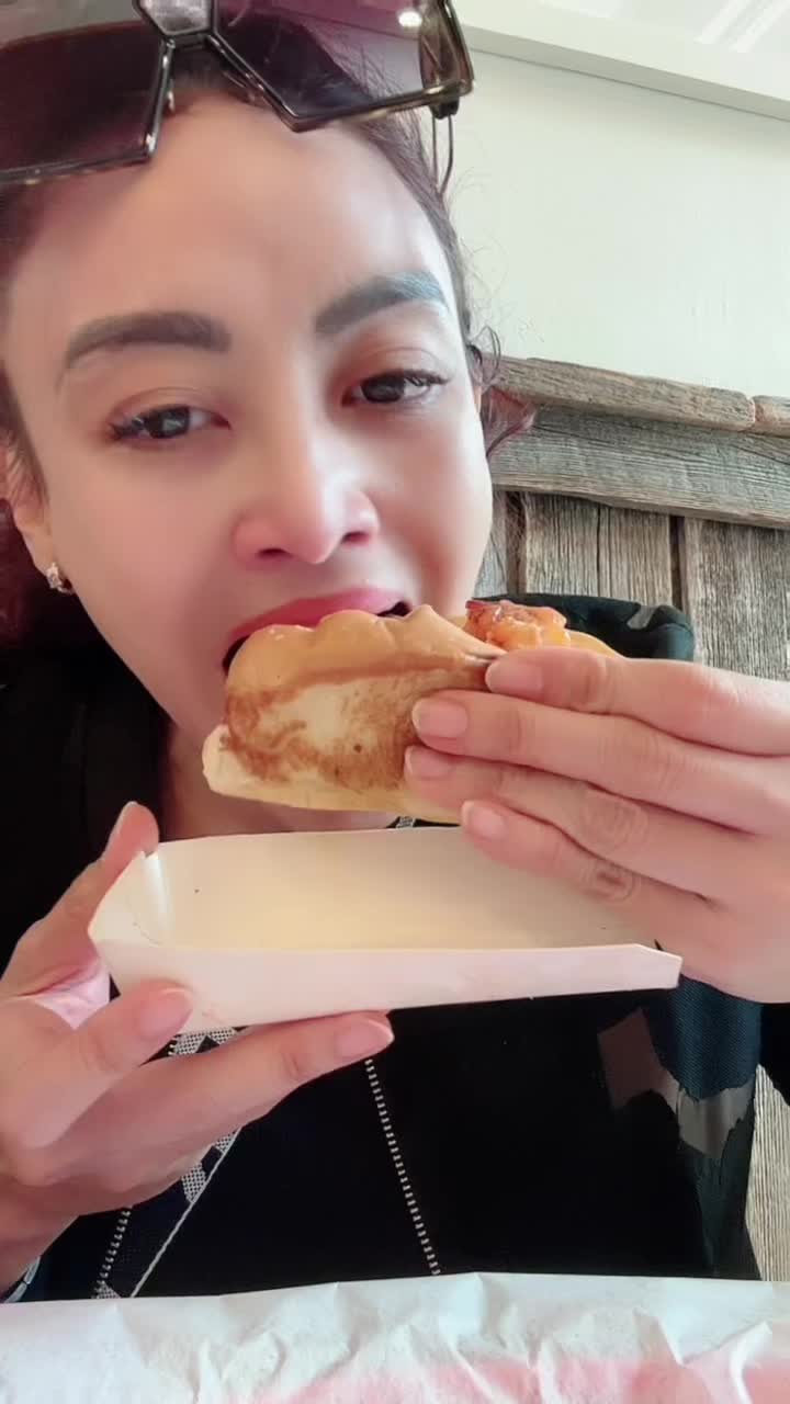 @monica soraya hariyanto