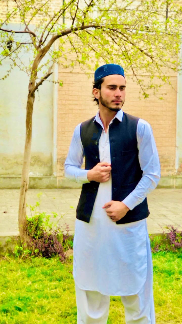 @AwaiskhanBk