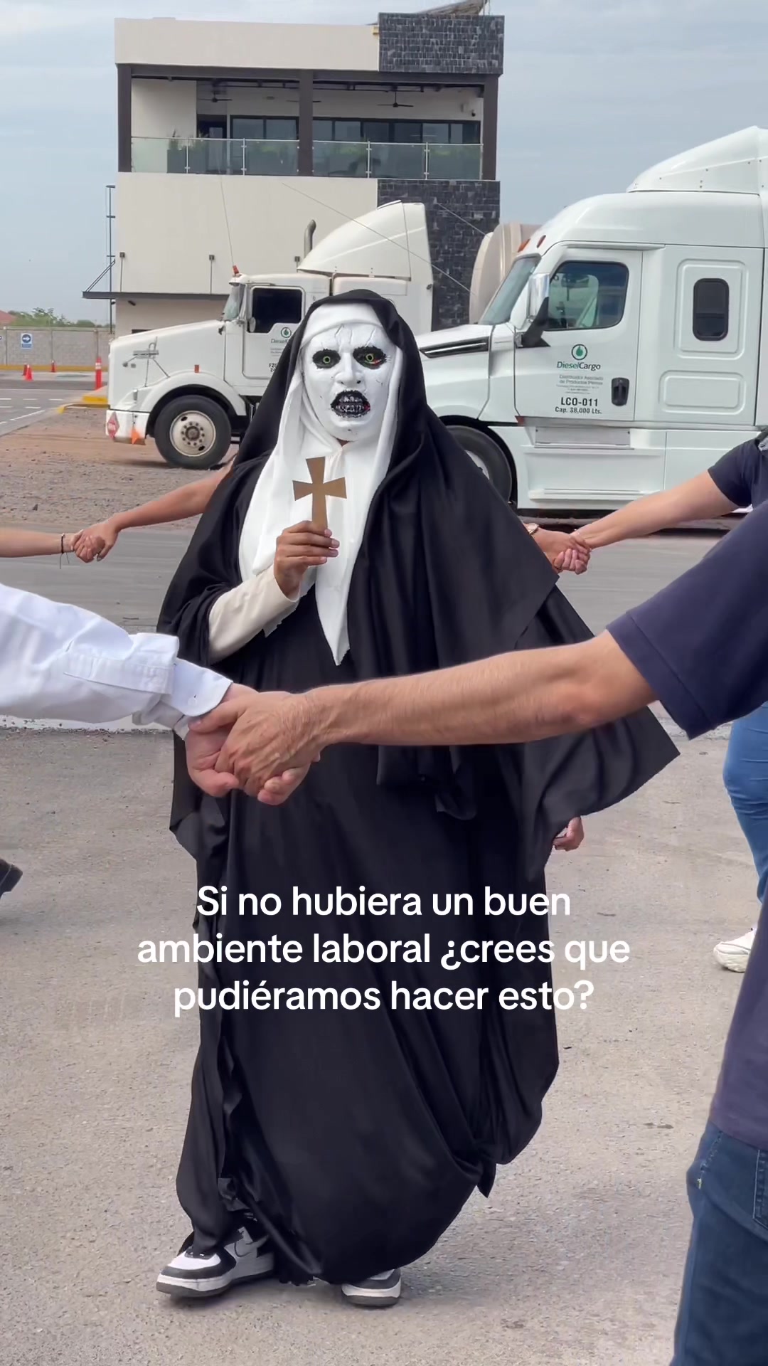 @Grupo SARU