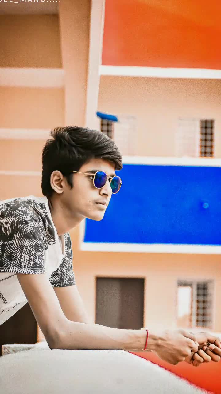 @Mr. LONELY..BOY😊😏