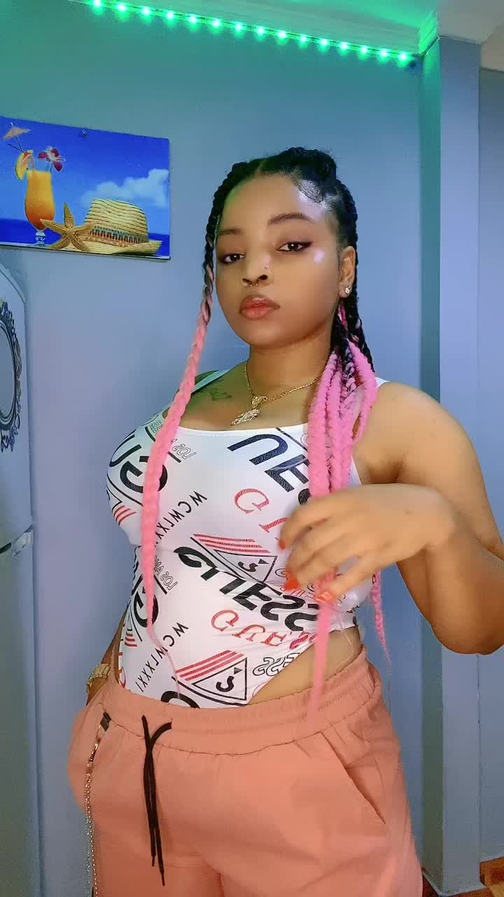 @ℂ𝕆𝔼𝕌ℝ𝔻𝕀𝔸💝💐
