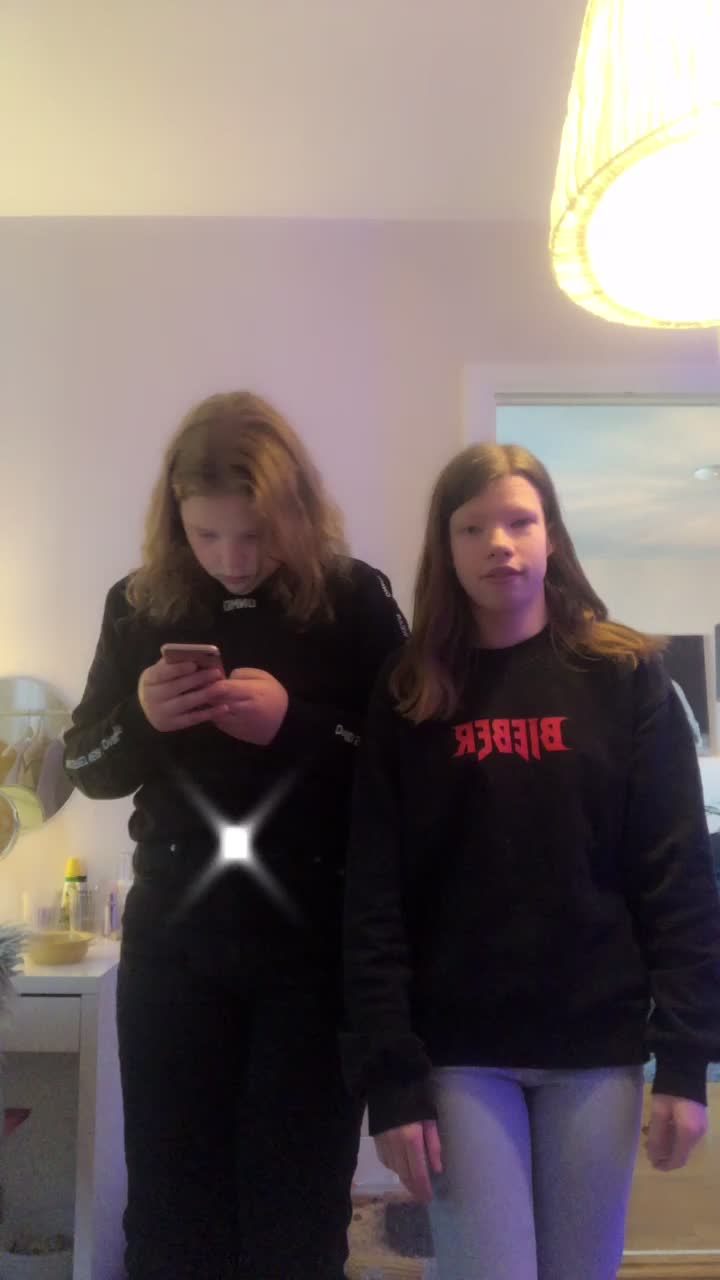 @Josefine