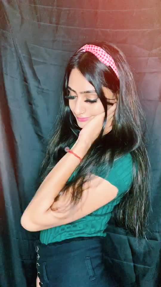 @AnuShka RouTray 🥀