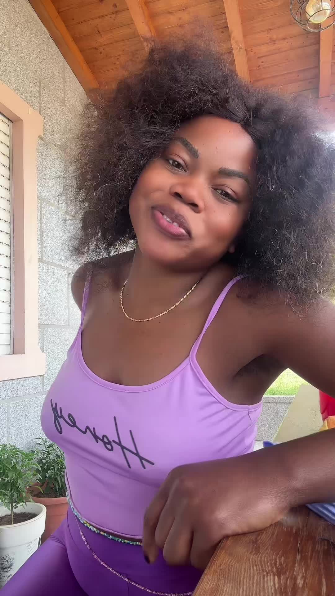 @filipina