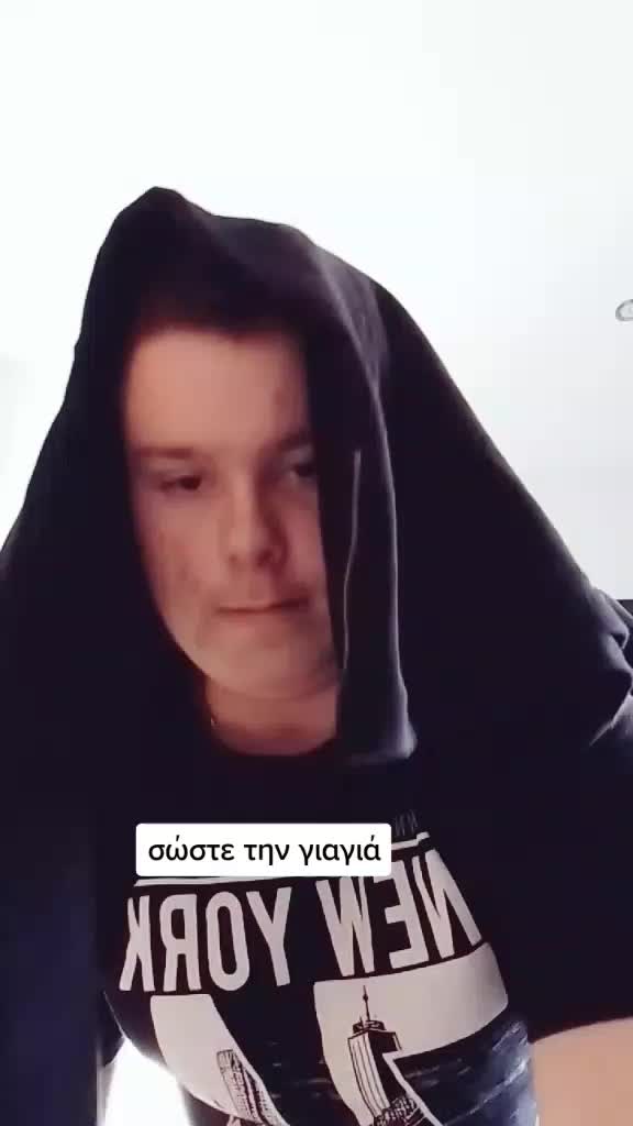 @Καταιγίδα γέλιου 🤣