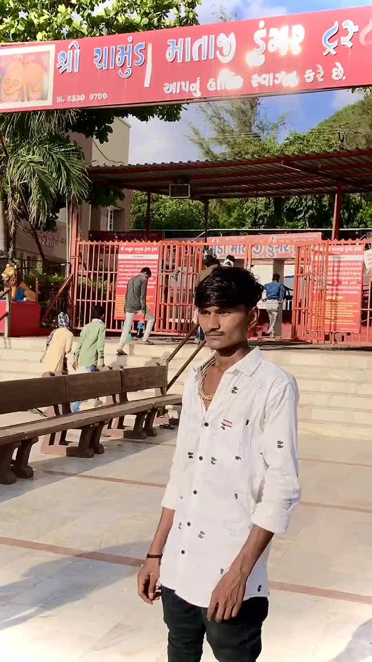 @Suresh 2715
