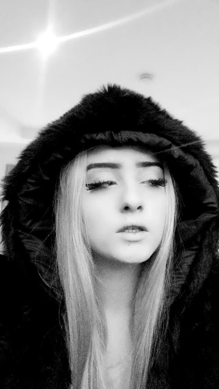 @Eva🖤🇷🇺