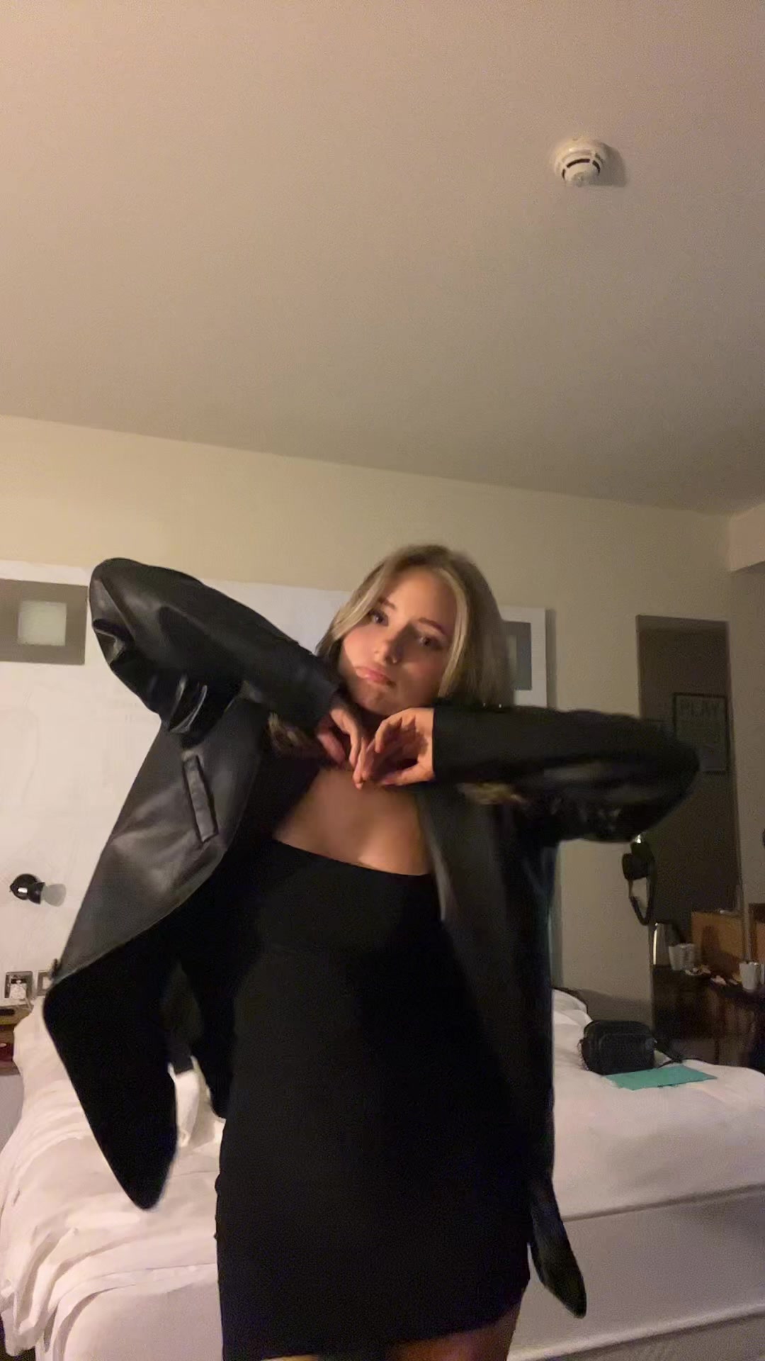 @t3ganhall