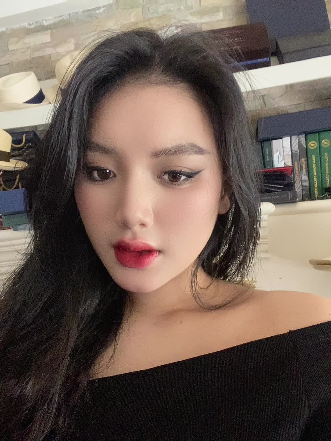 @Tường Vy