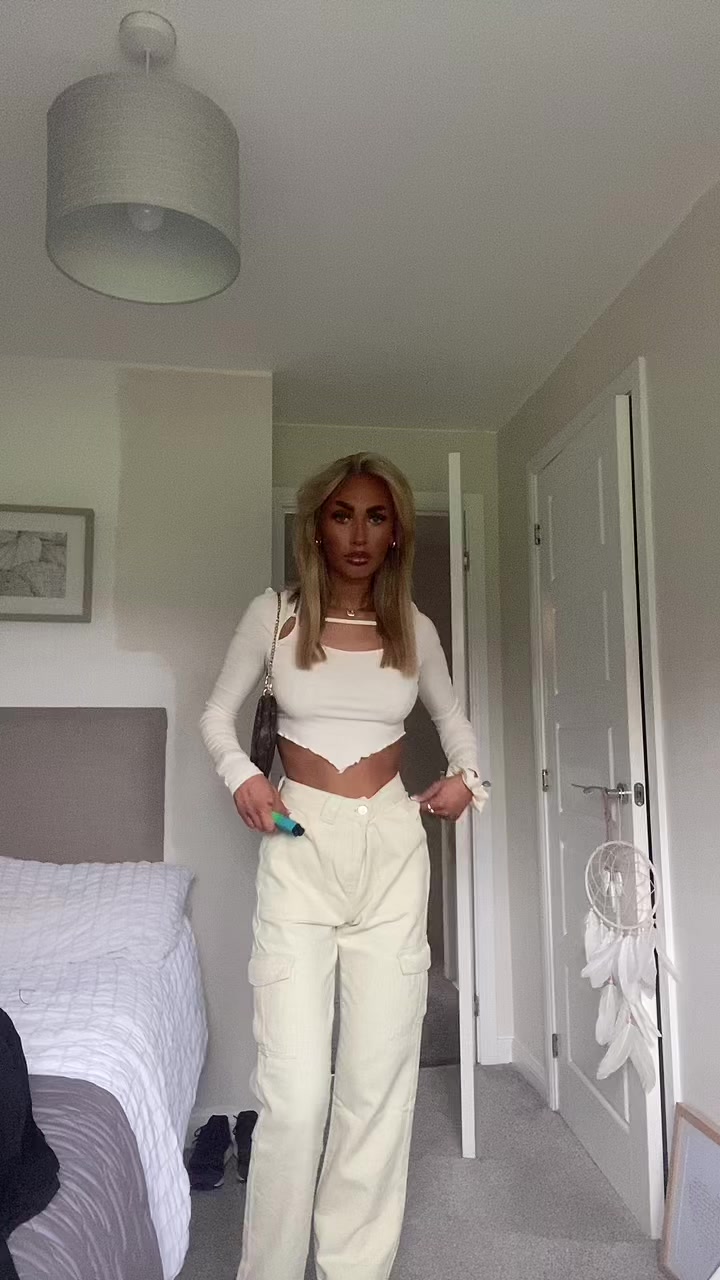 @Rhiannon Robertson