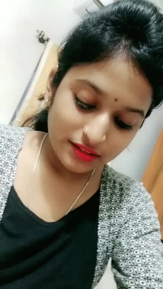 @Nandani Pathak 🤷