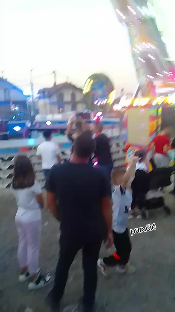 @Mujo_283