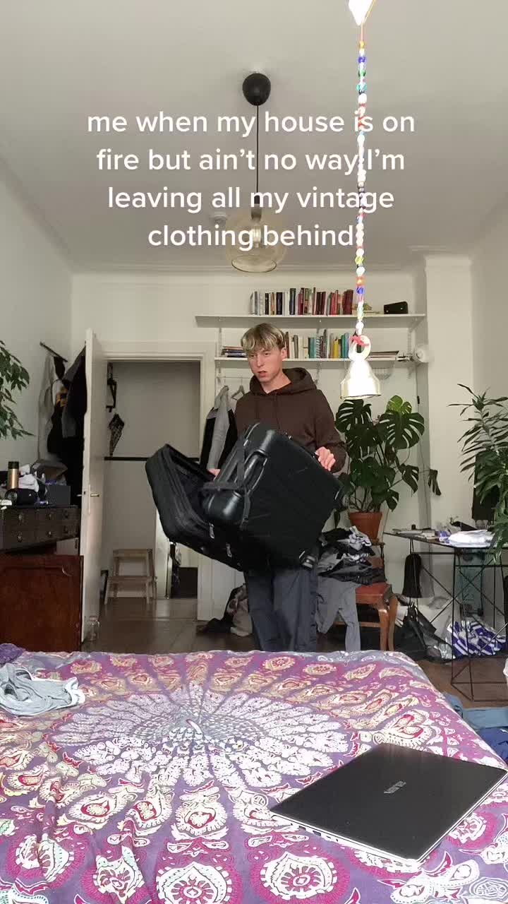 @jakob.juelkenbeck