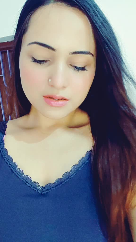 @Aliya Naaz