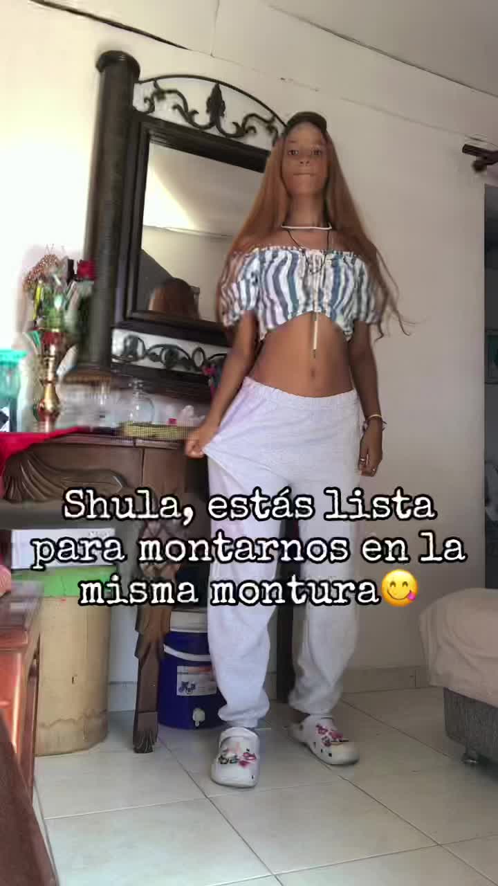 @Chica CaretAa.🤡🖤