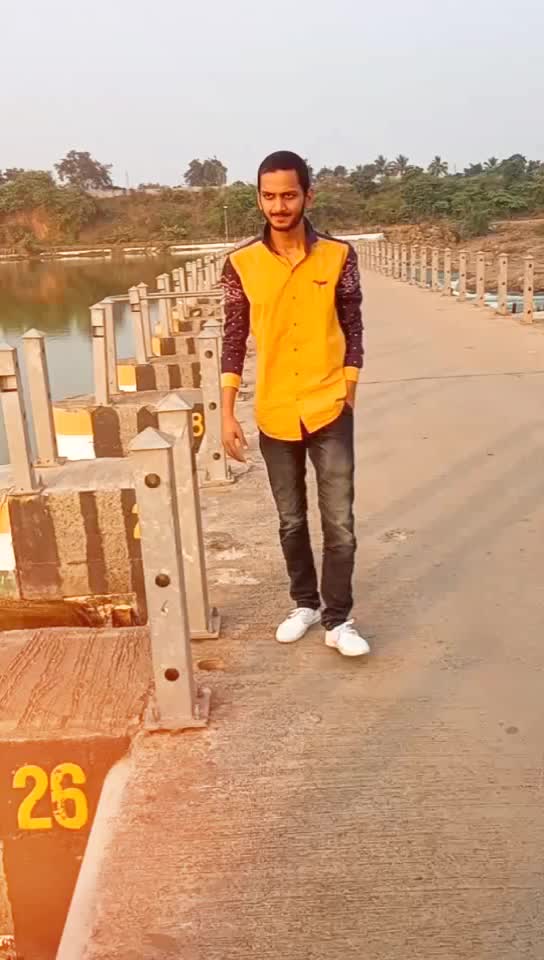 @ADI SARASWAT 💕