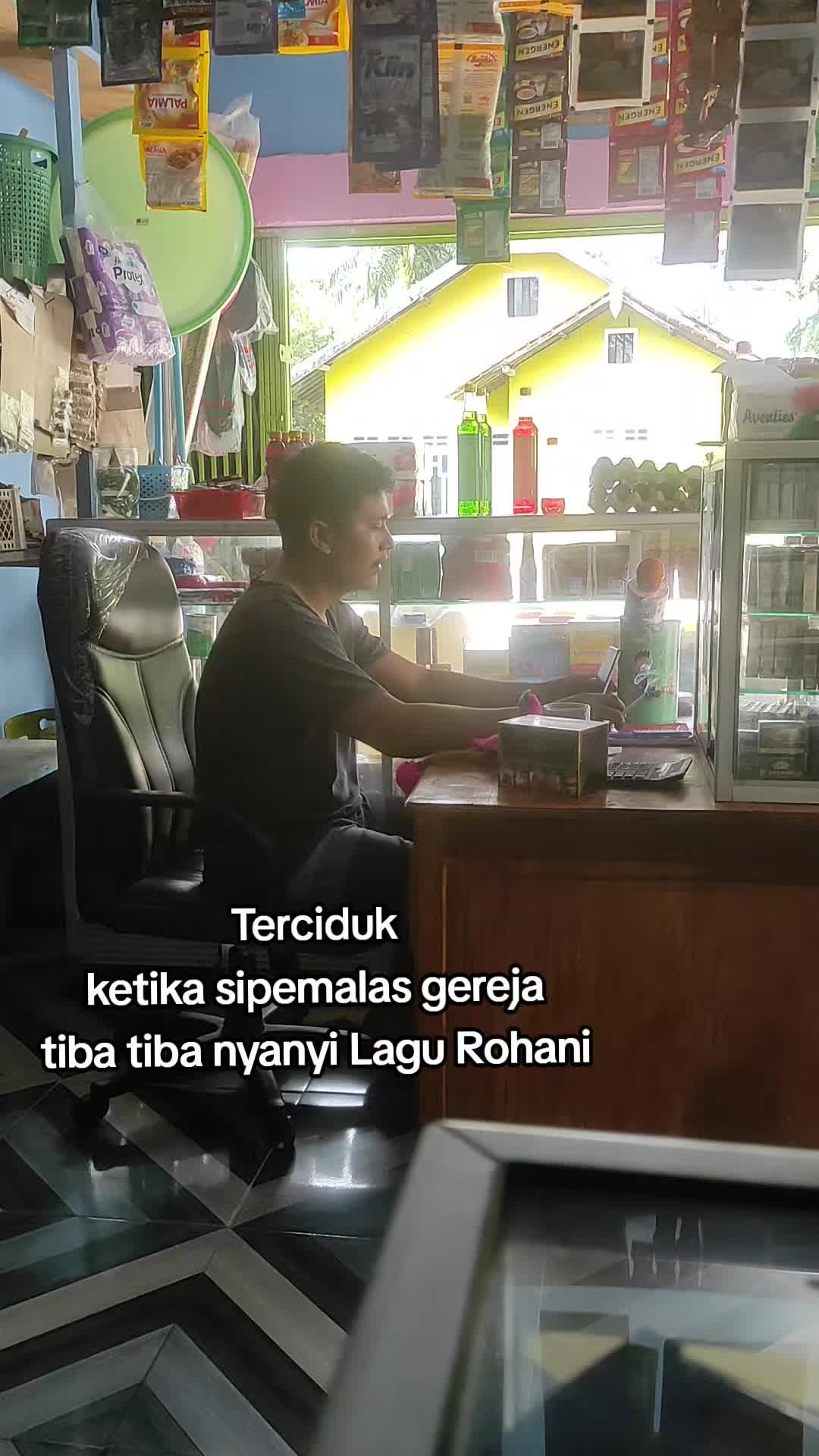 @Rinto Simarmata