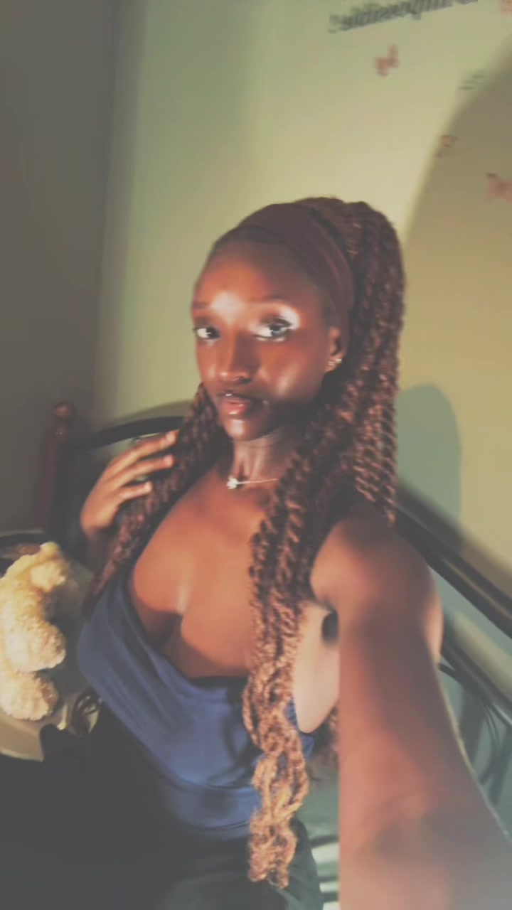 @Phatima🦋❤️🥰