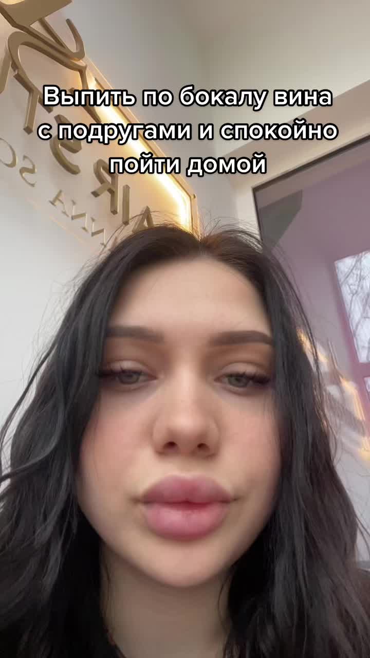 @Elizabeth 🖤
