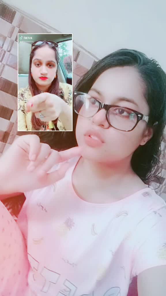 @Akshta❤️🖤