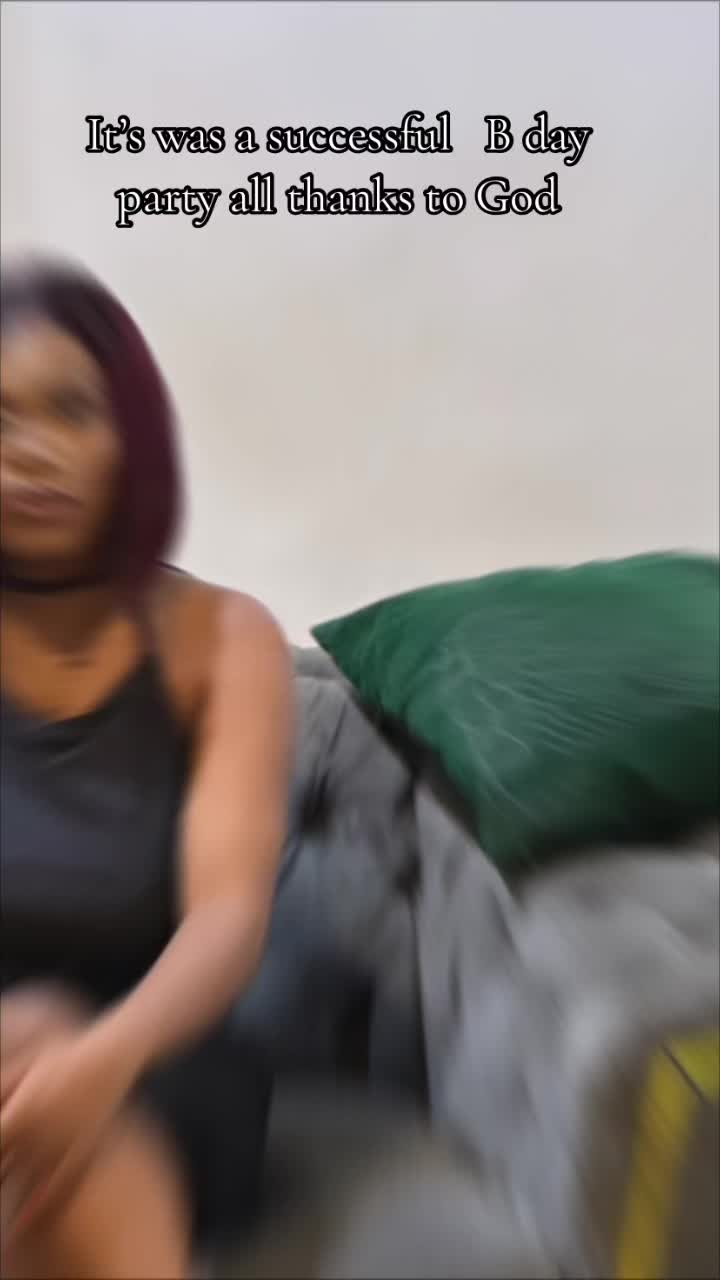 @Bella