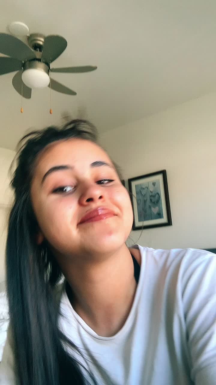 @Yesmine