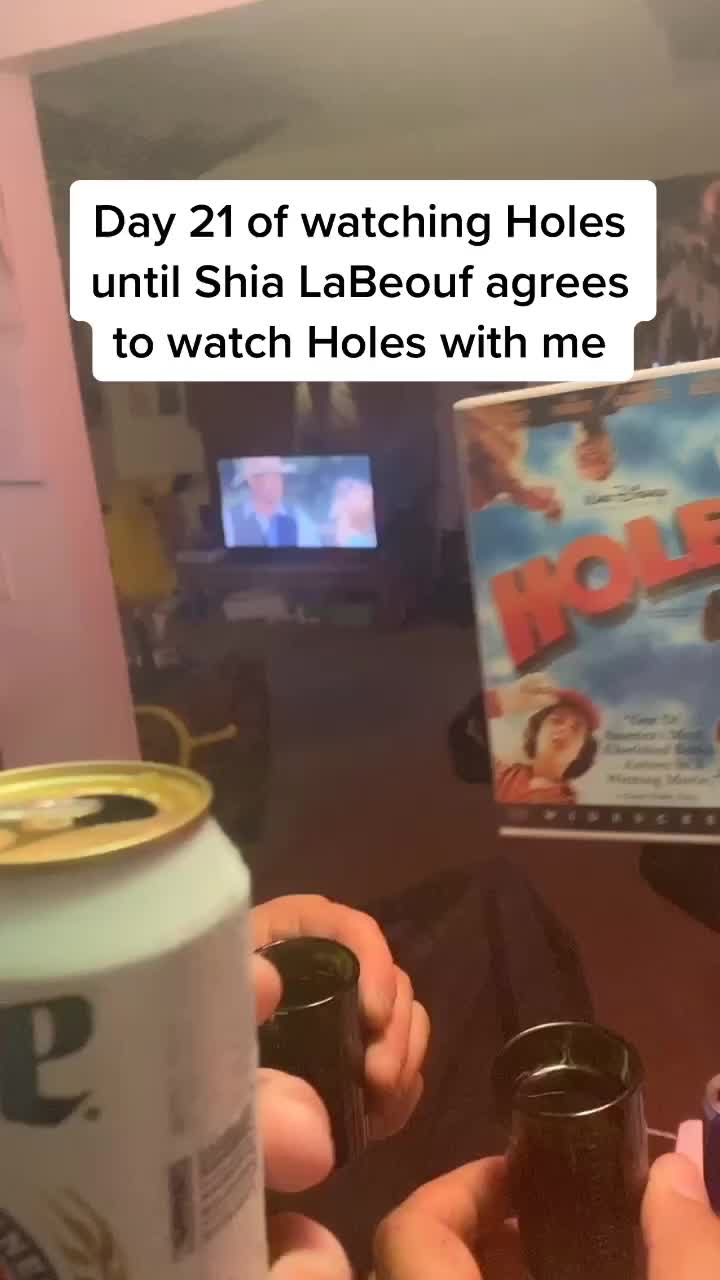 @HolesTikTok